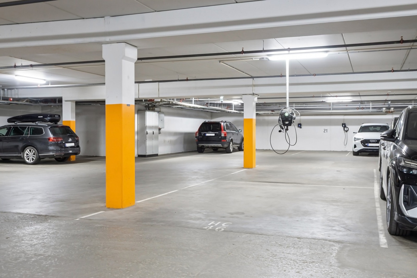 Det medfølger en garasjeplass i det underliggende garasjeanlegget. Galleribilde