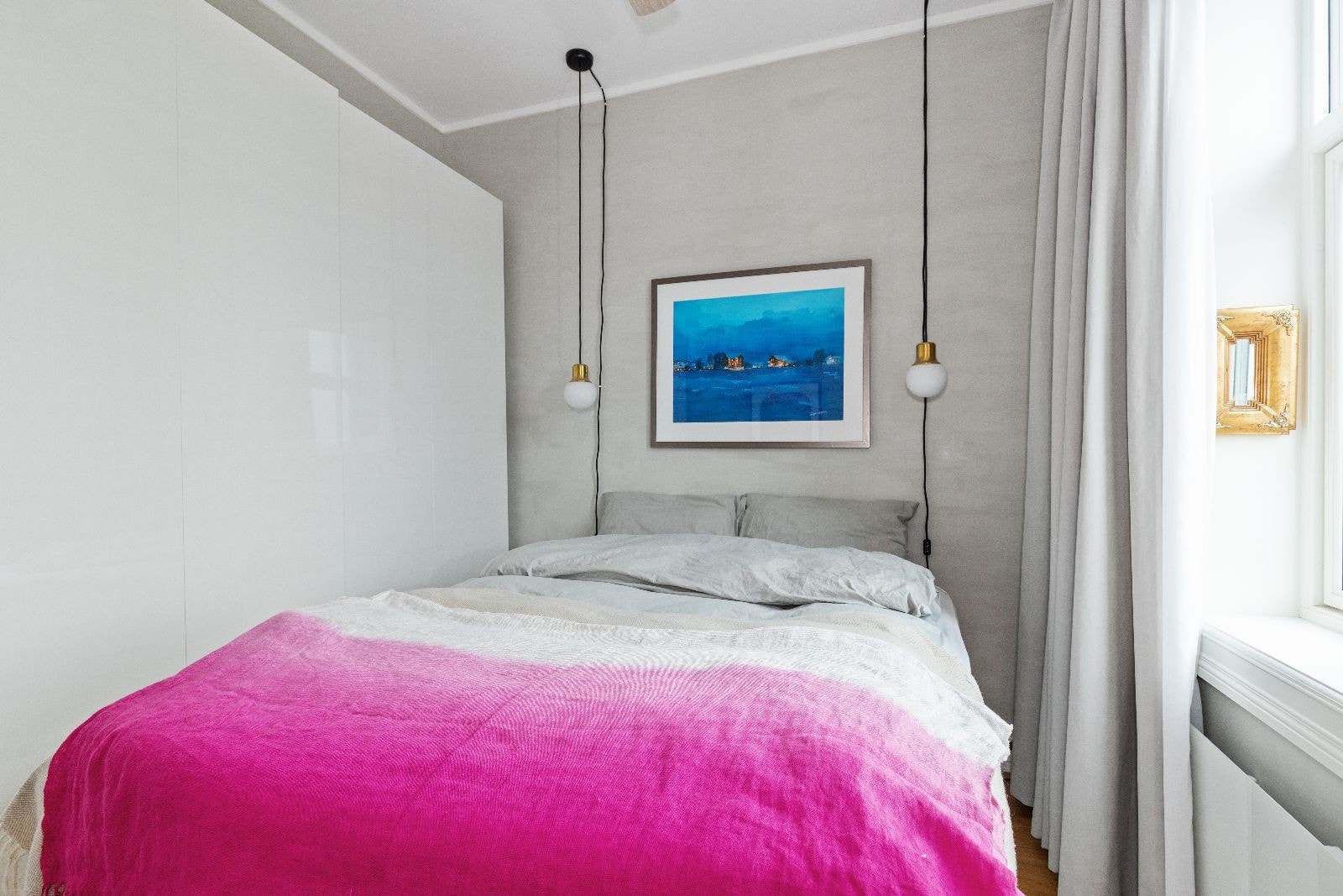 Hovedsoverommet med garderobeskap. Galleribilde