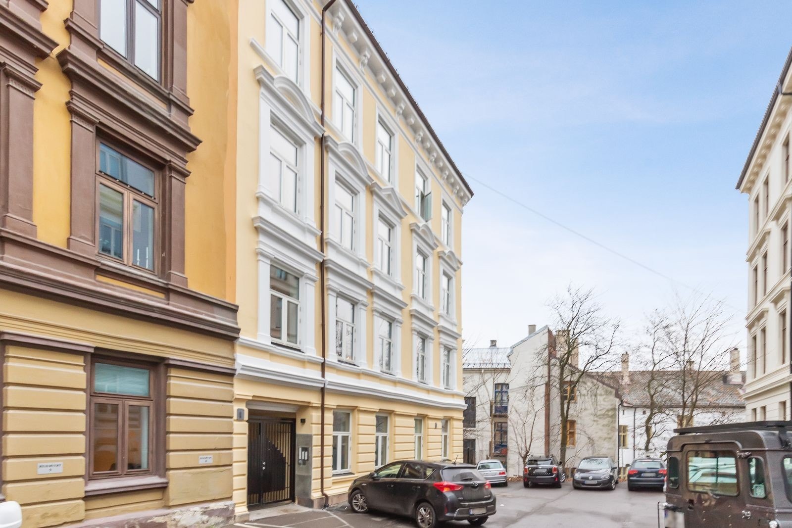 Fasade fra inngang som er Fredensborgveien 21. Galleribilde