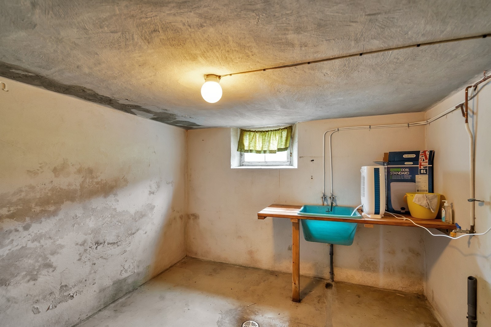 Vaskerom Galleribilde