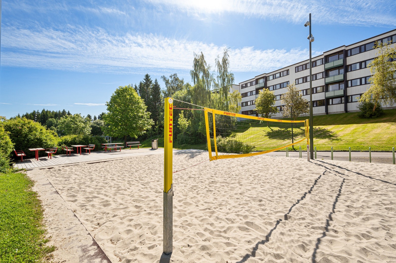 ... og Sandvolleyballbane. Galleribilde