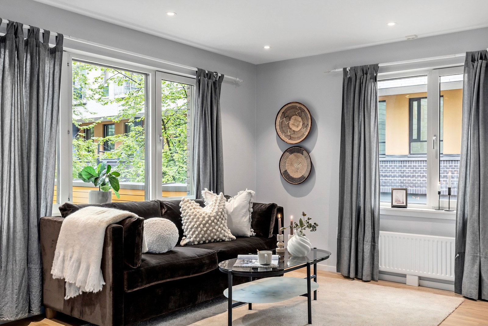 Leiligheten byr på en åpen stue-kjøkkenløsning med et areal på 26 kvadratmeter. Galleribilde