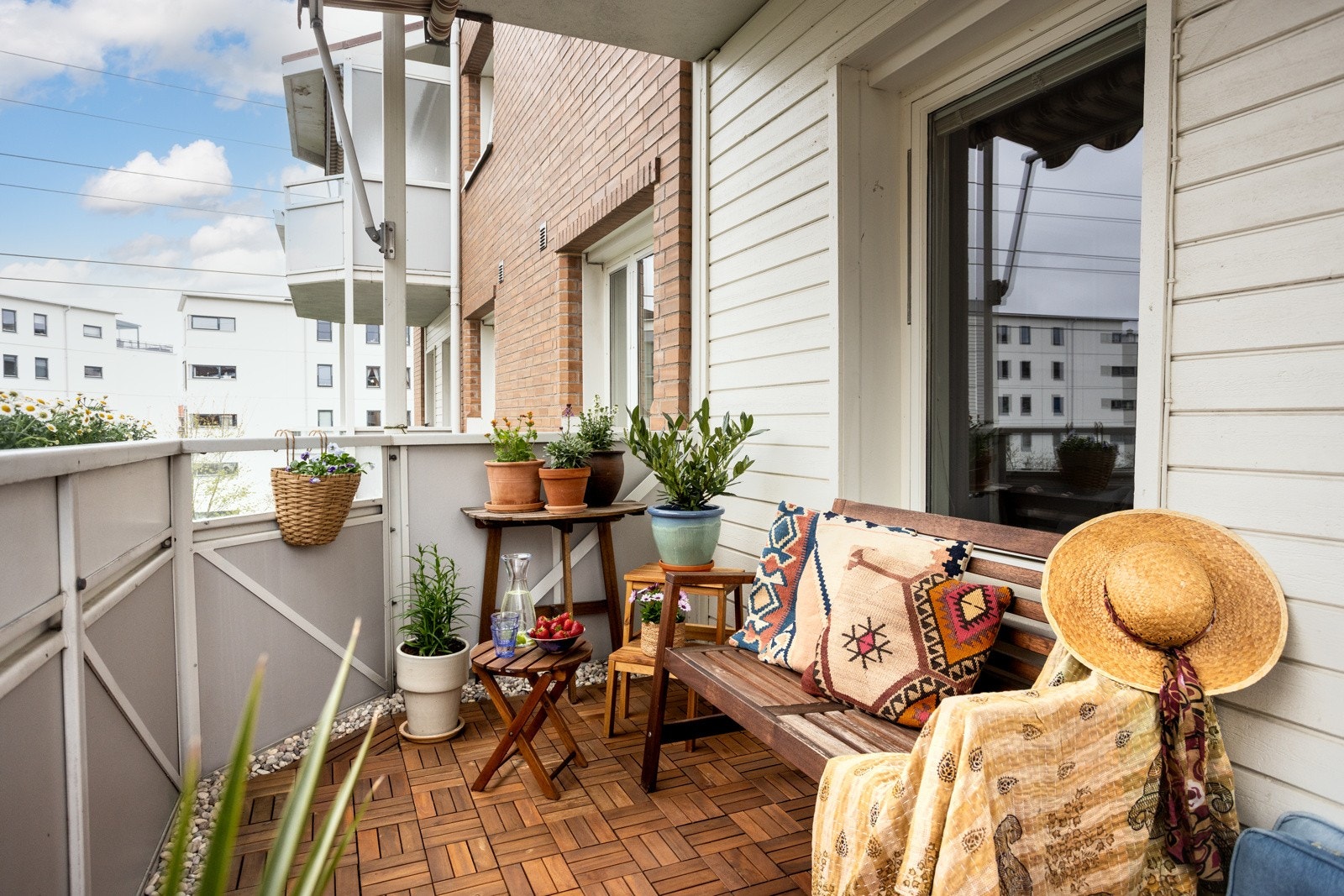 Med direkte adkomst fra stuen, finner du en balkong på 7 kvm Galleribilde