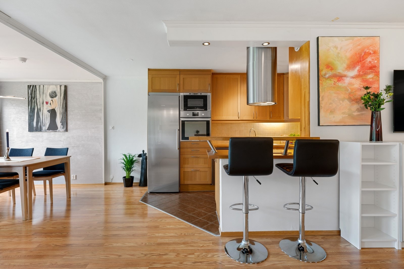 - Her får du muligheten til å bo behagelig i hjertet av Fyllingsdalen med kort gange til alle service- og fasilitetstilbud du skulle trenge, samt nærhet til bykjernen - Galleribilde