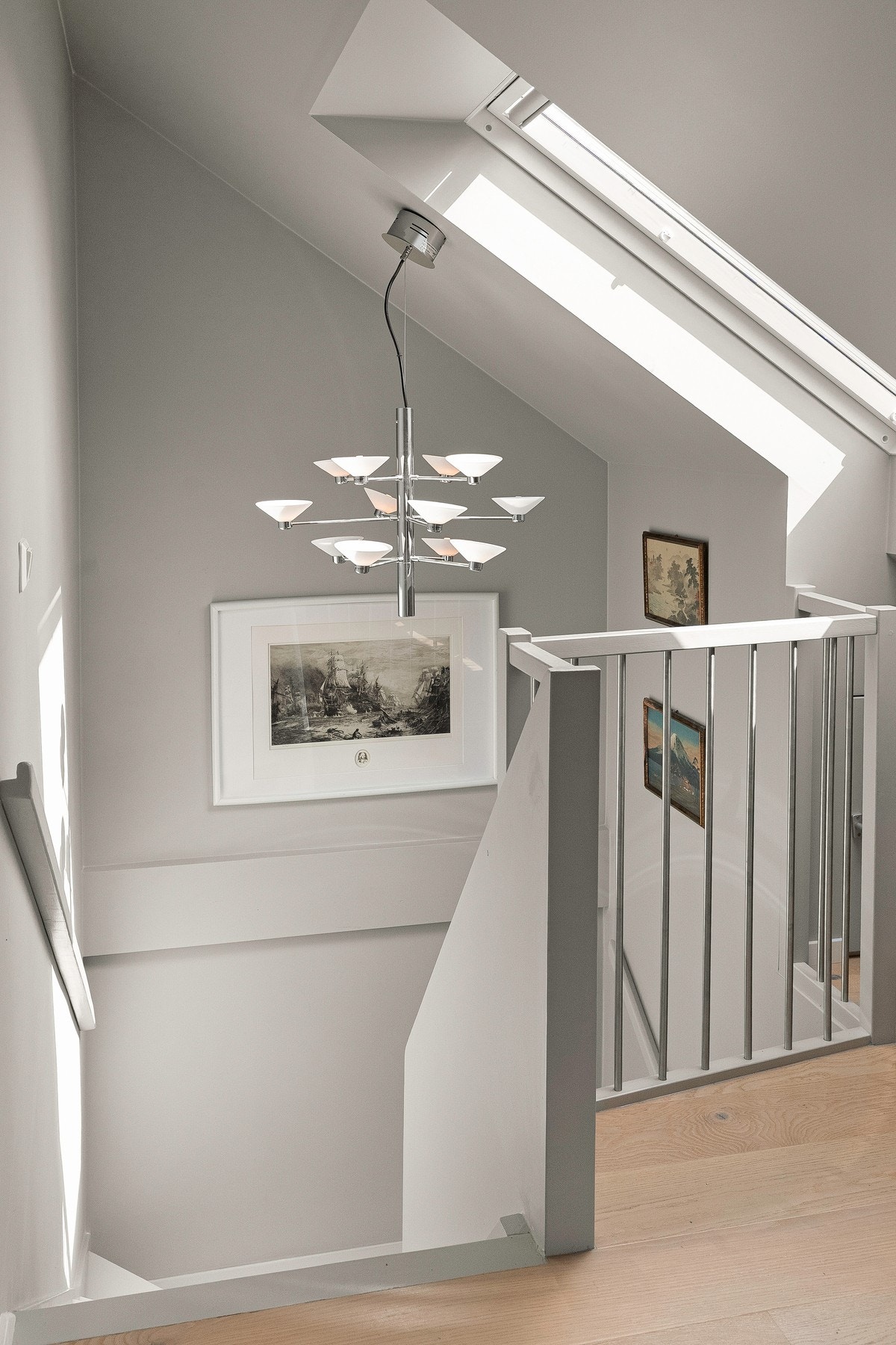 Takvinduer gir godt med lys i trappegangen Galleribilde