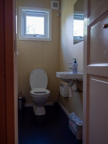 Toalett Galleribilde