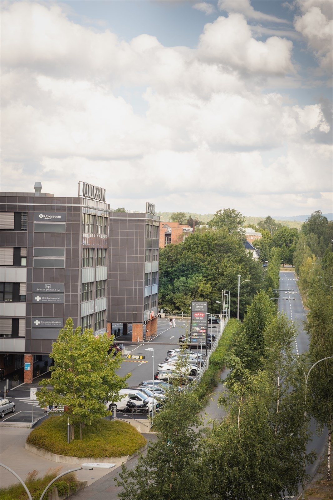 Grønt og hyggelig utsyn Galleribilde