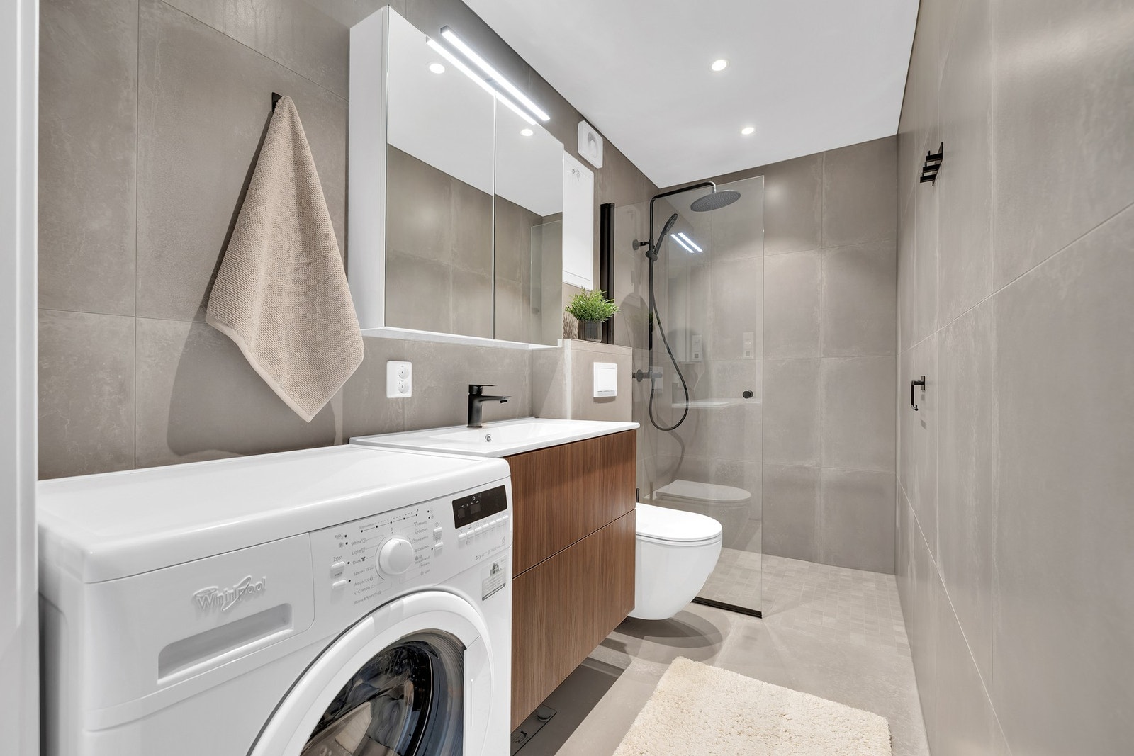 Delikat bad som ble totaloppusset av fagfolk nå i 2025. Her er det ikke spart på kruttet! Galleribilde