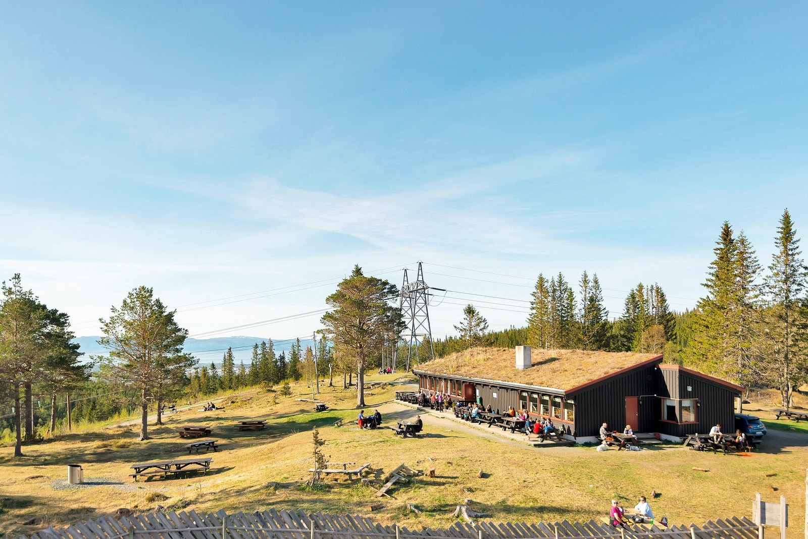 Mange velger å legge trim- eller søndagsturen til Estenstadmarka og Estenstadhytta. Galleribilde