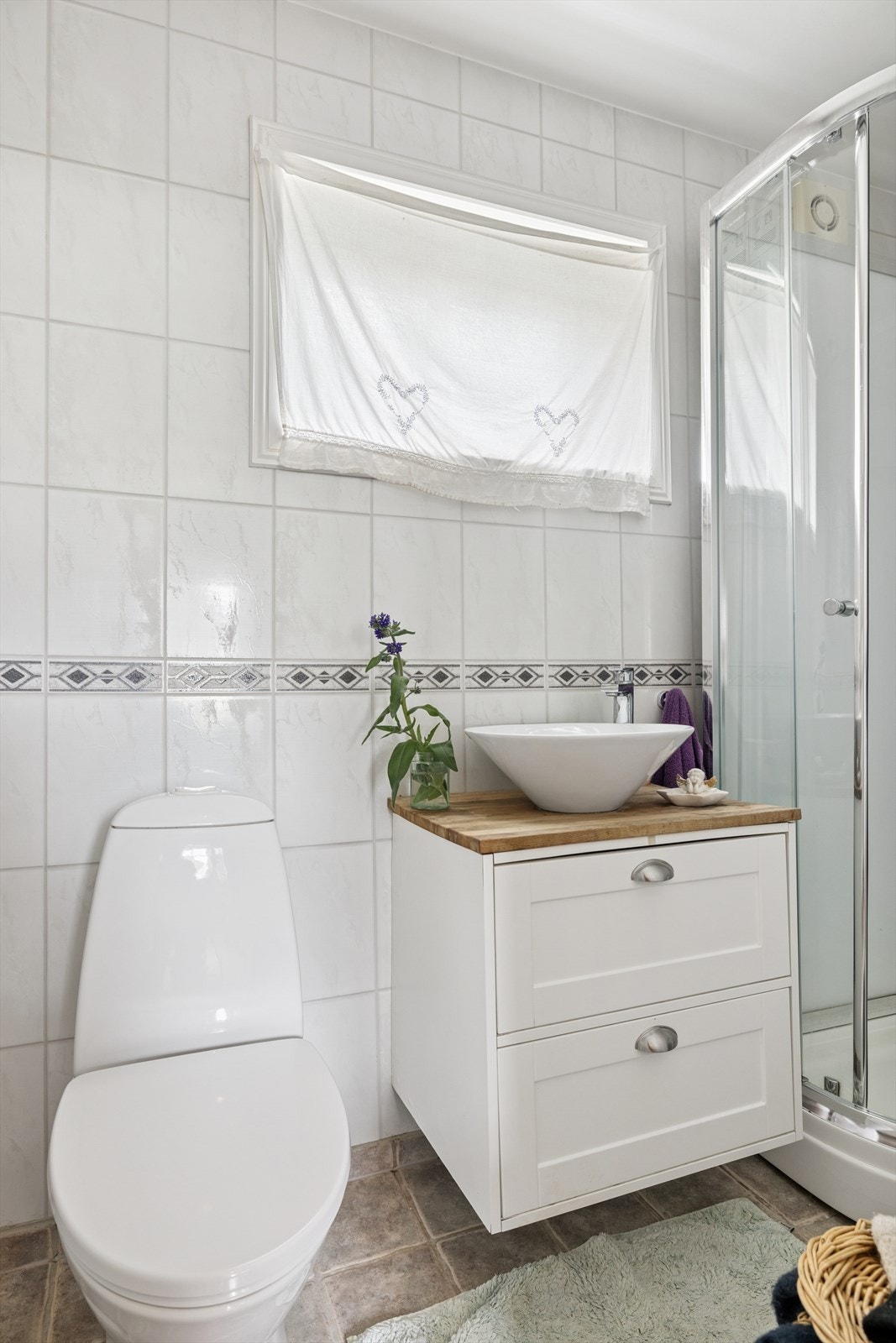 Bad i 1. etasje Galleribilde