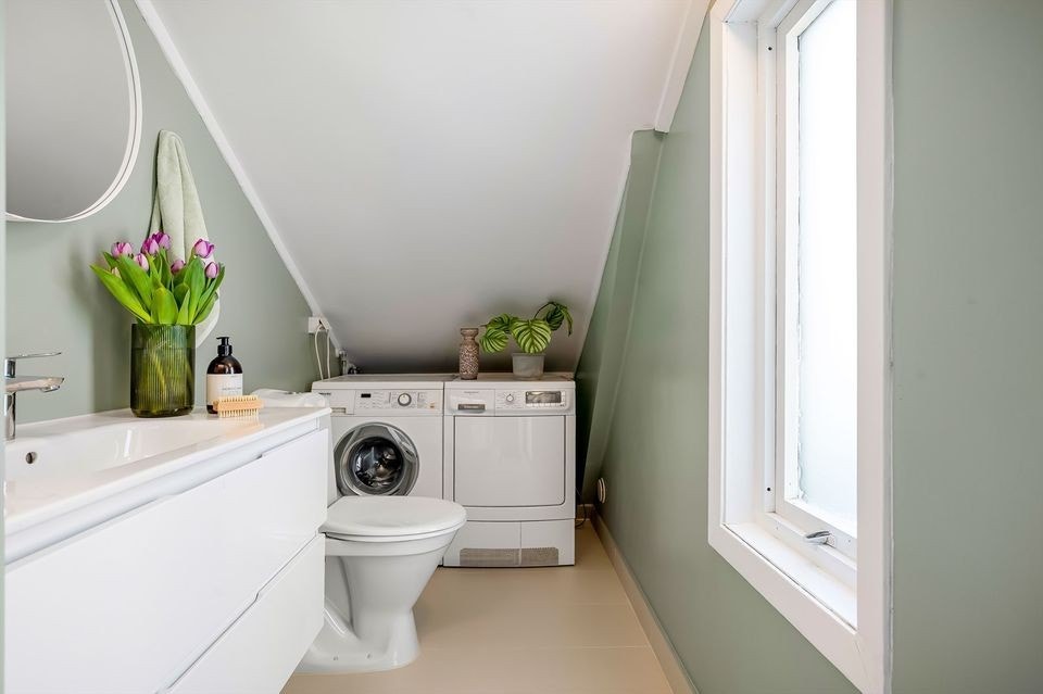 Gulvvarme og opplegg for vaskemaskin Galleribilde