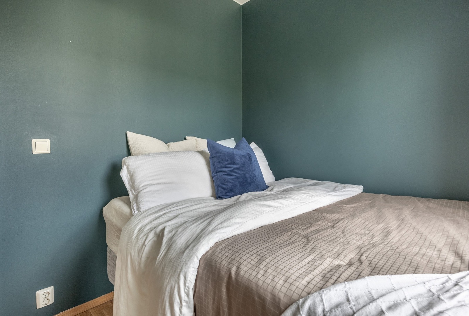 Plass til stor dobbeltseng. Galleribilde