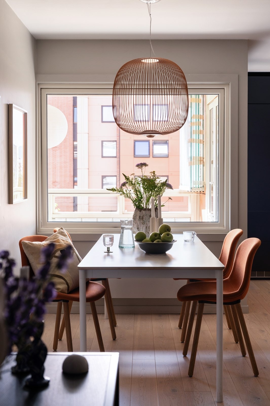 I kjøkkensonen er det plass til et langbord med rom for å betale familie og venner. Galleribilde