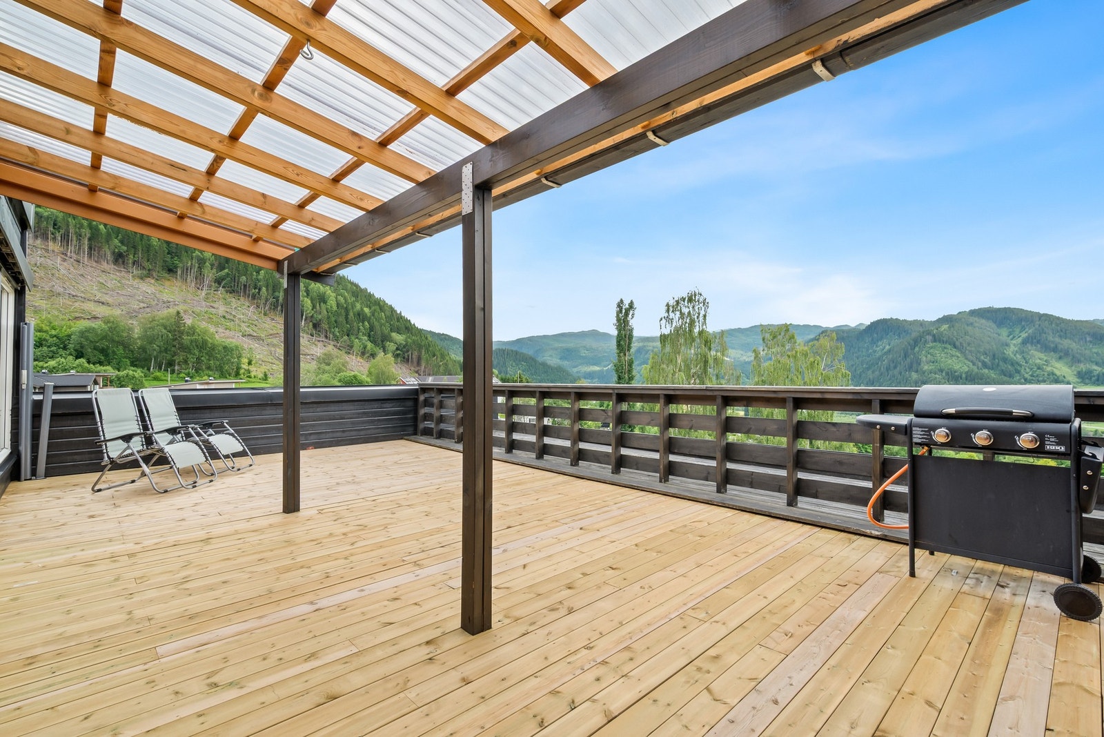 Her kan du nyte gode sol -og utsiktsforhold. Galleribilde