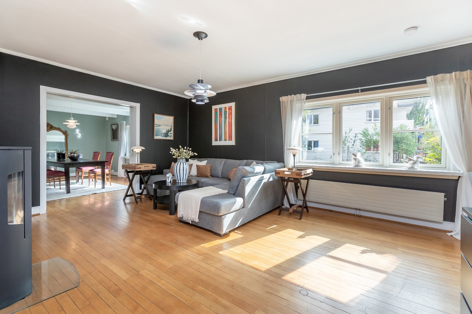 Det er mye lysinnslipp Galleribilde