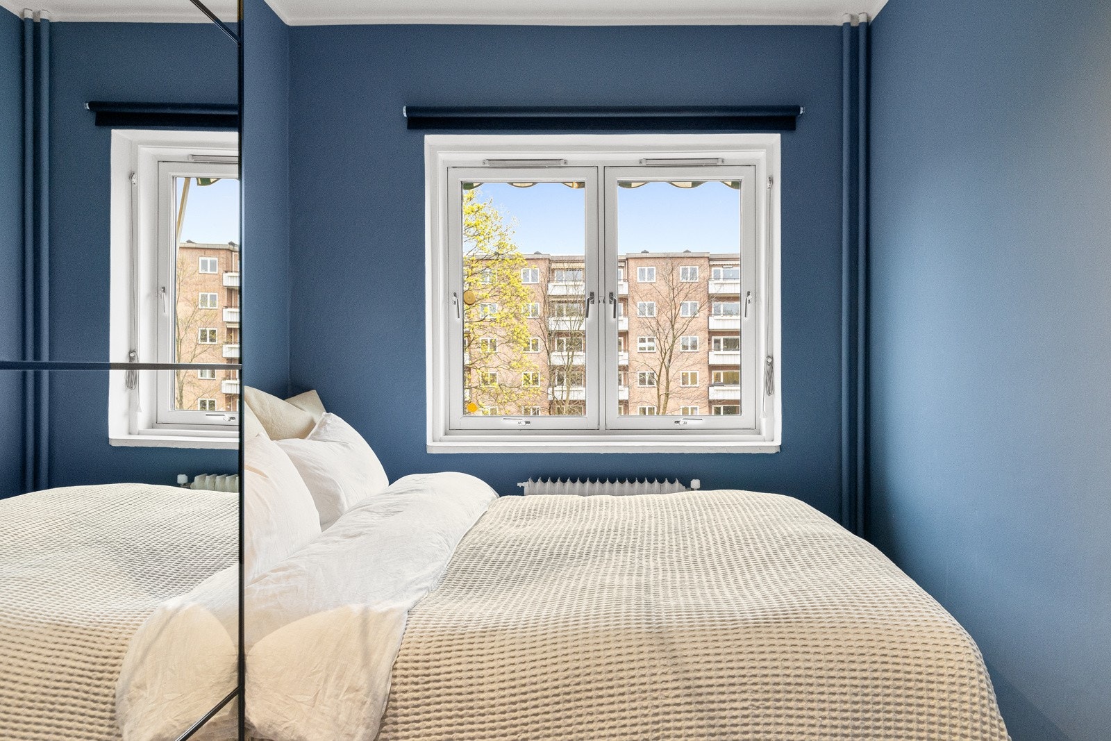 Soverommet er vendt mot rolige omgivelser. Båhusveien er forøvrig enveiskjørt gate. Galleribilde