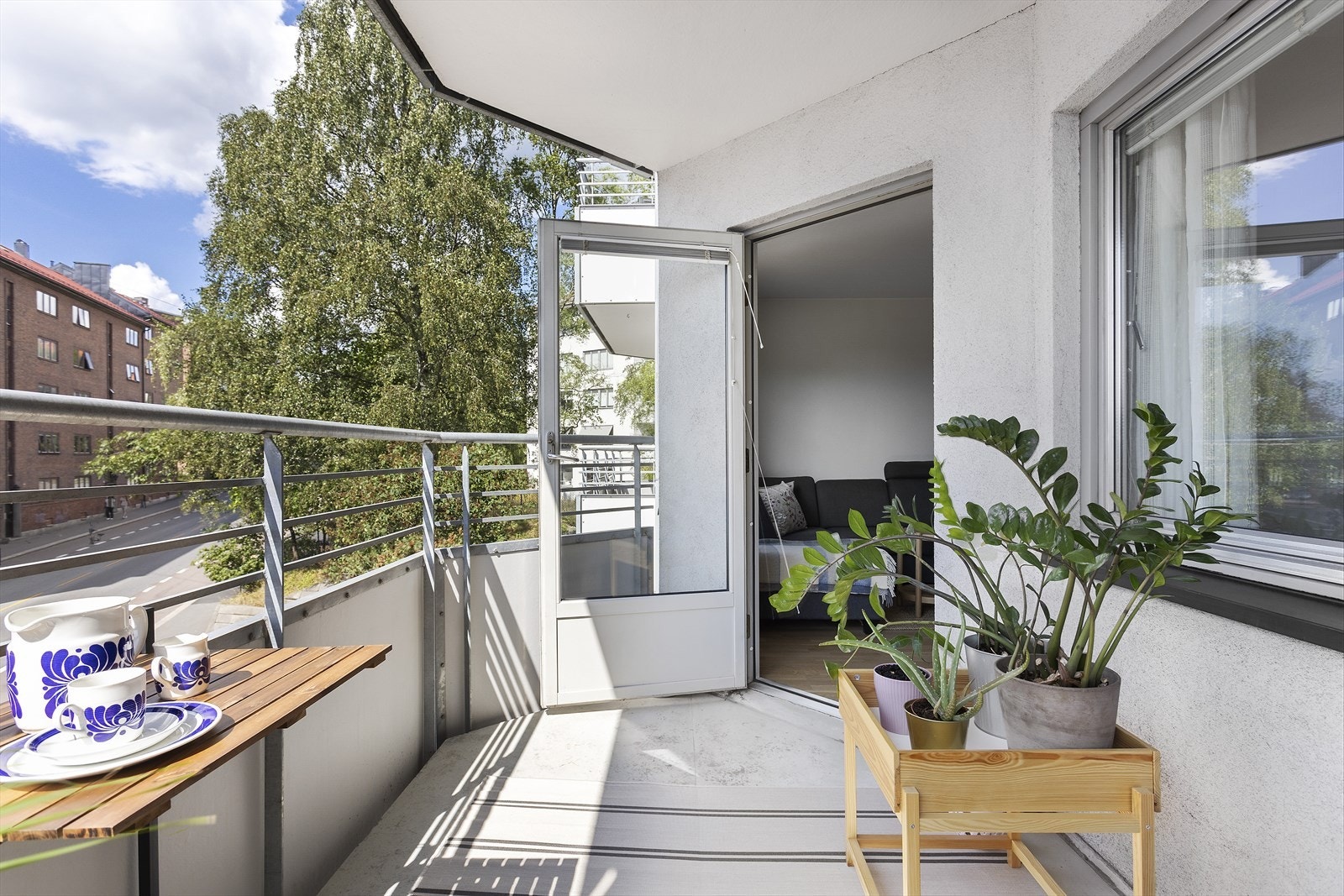 Romslig og praktisk vestvendt balkong på ca. 6 m². Galleribilde