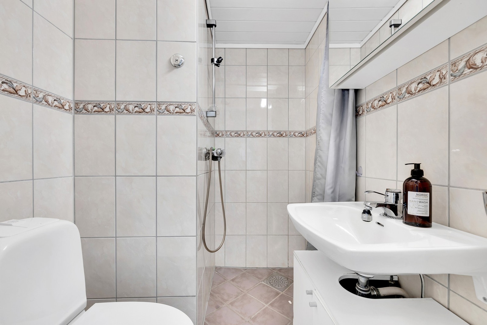 Flislagt bad på 2 kvm. Galleribilde