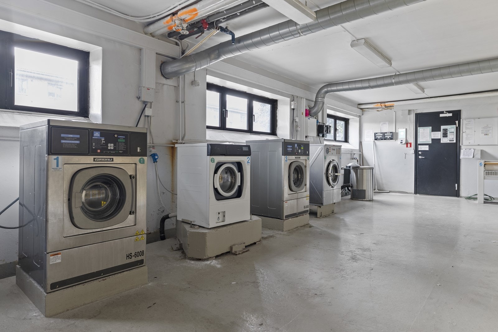 Fellesvaskeri i oppgang 11D. Galleribilde