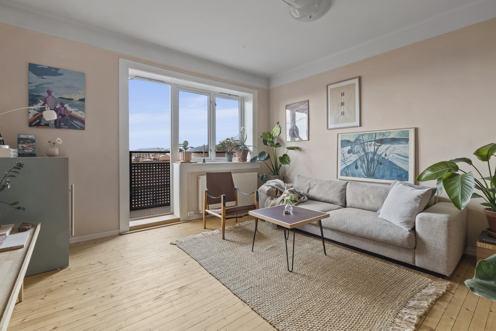 Himlingshøyde er ca. 267 cm i stue. Galleribilde