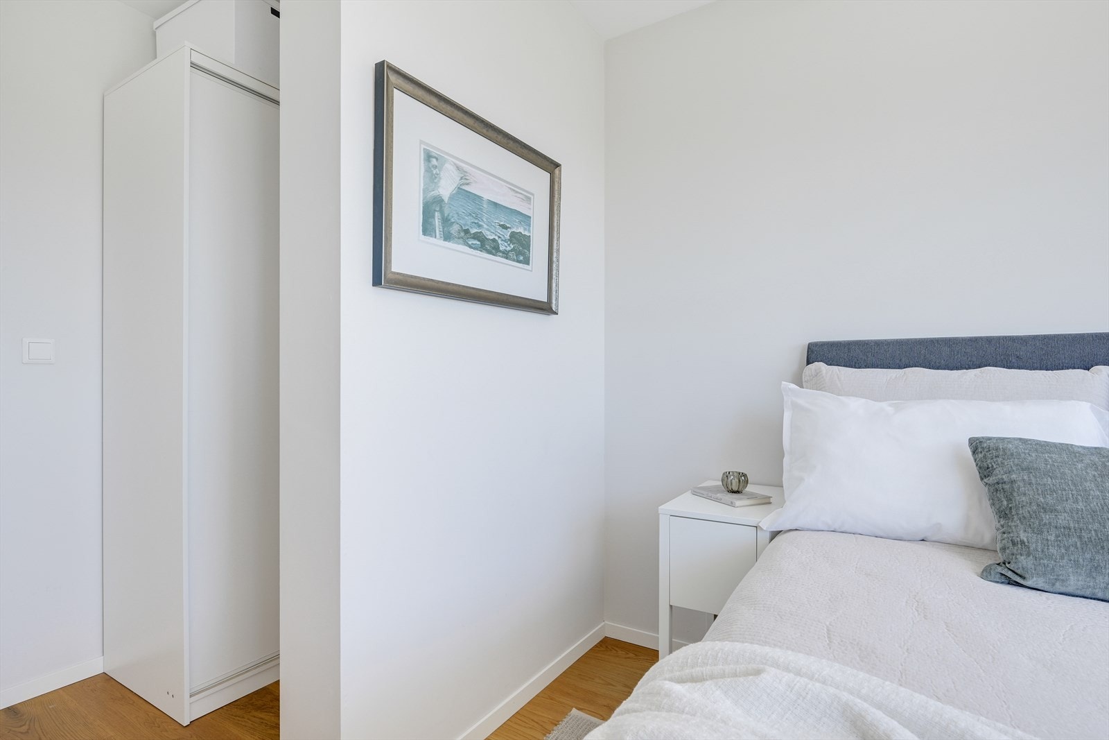 Soverom nr. 1 med walk-in garderobenisje. Galleribilde