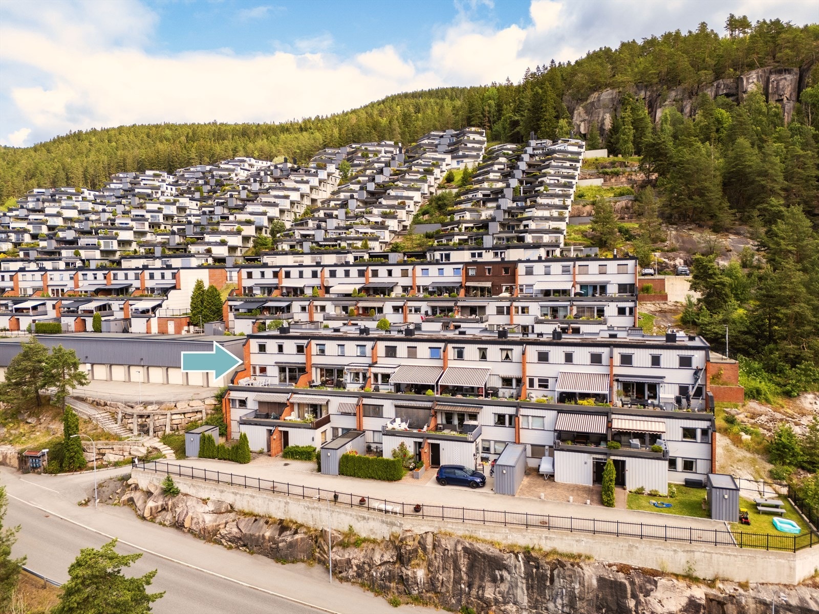Kort vei til skole, barnehage og herlige turområder. Galleribilde
