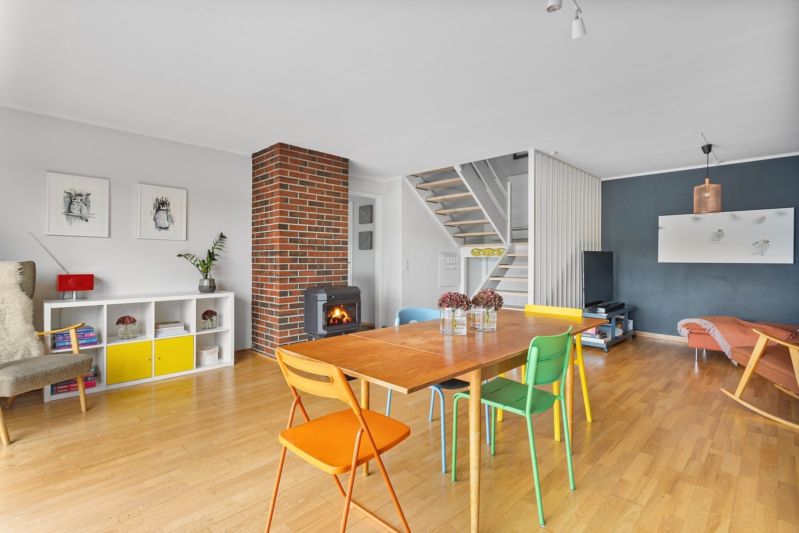 Spisegruppen tar plass i egen sone og inviterer til sosiale og hyggelige måltider. Galleribilde