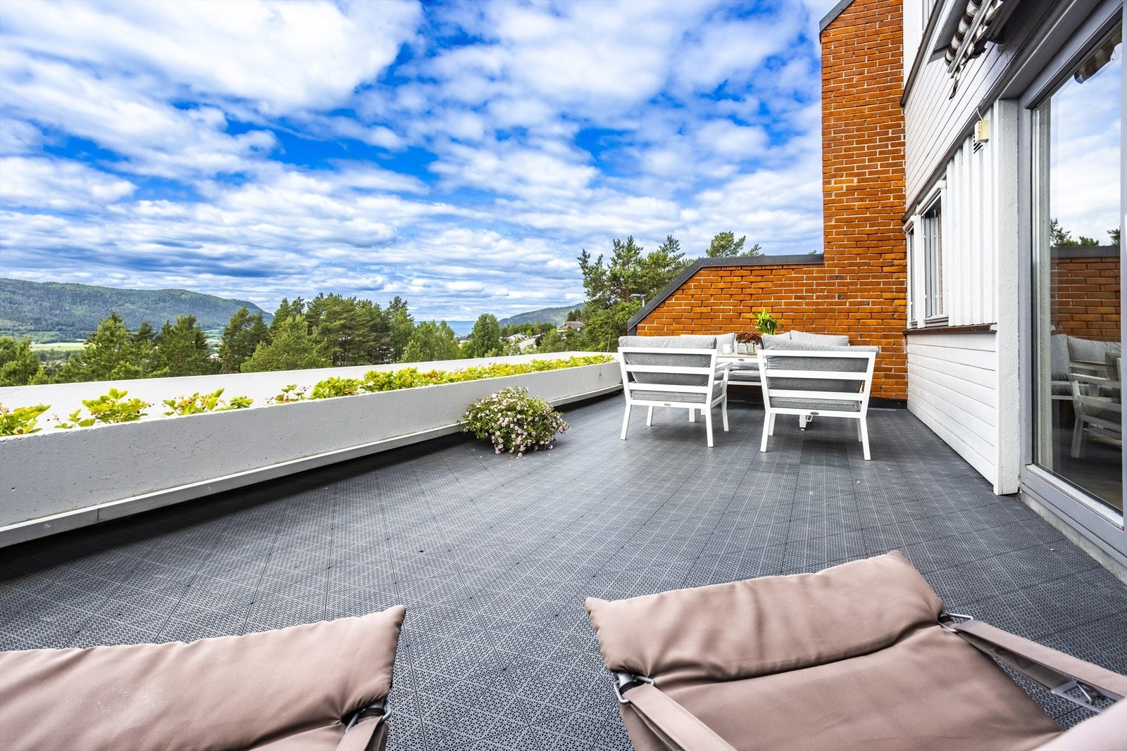 Her kan lange soldager nytes i fred og ro. Galleribilde