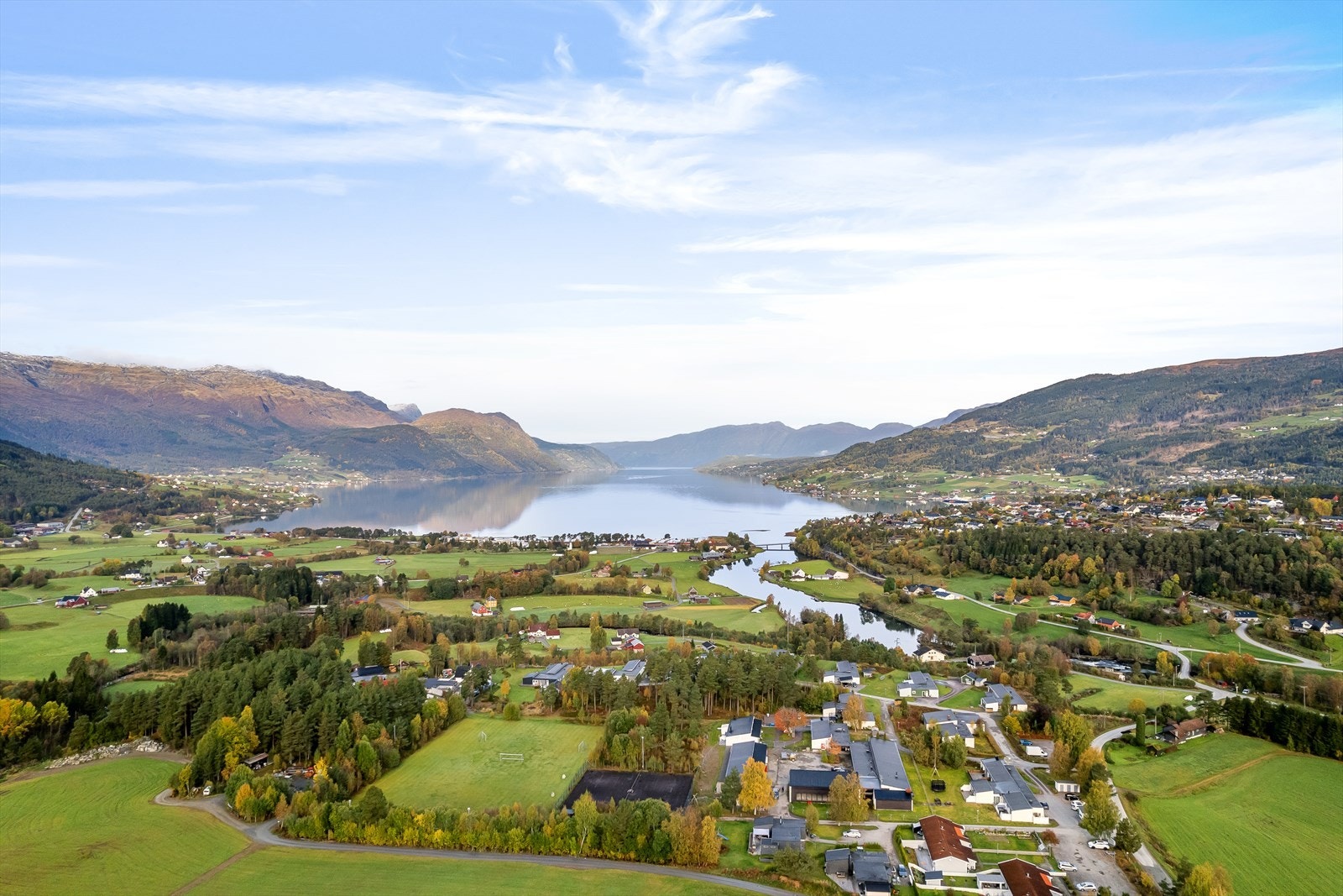 Her bur ein i rolege omgjevnader med kort veg til sentrum... Galleribilde