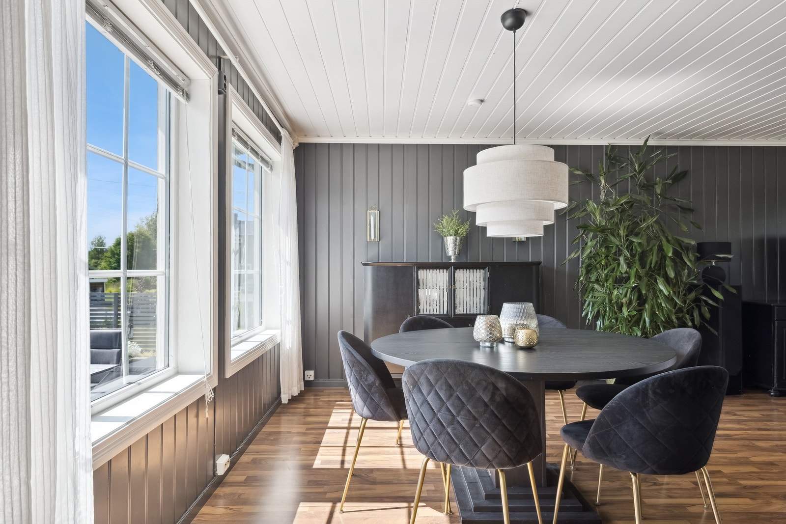 Godt med dagslys inn i stua Galleribilde