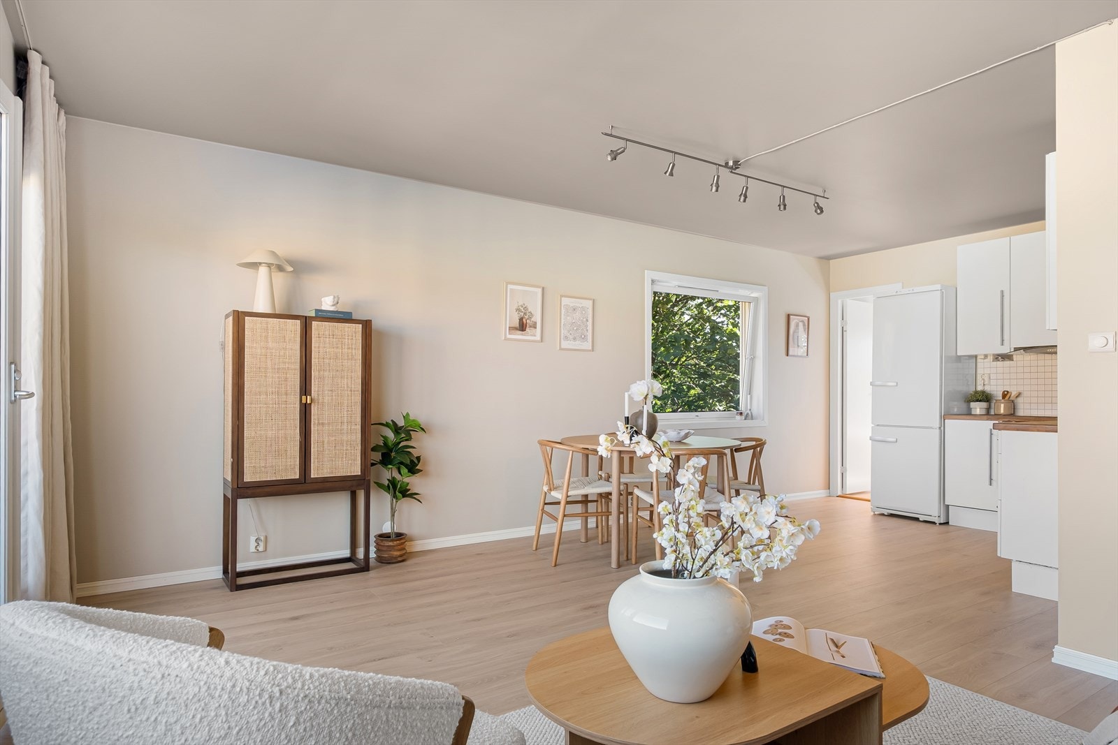 - Det er lave omkostninger ved kjøp av leiligheten. Ingen dokumentavgift - Galleribilde