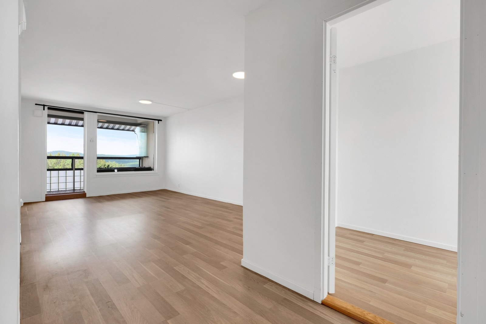 Fra stue er det enkel adgang til soverommene. Galleribilde
