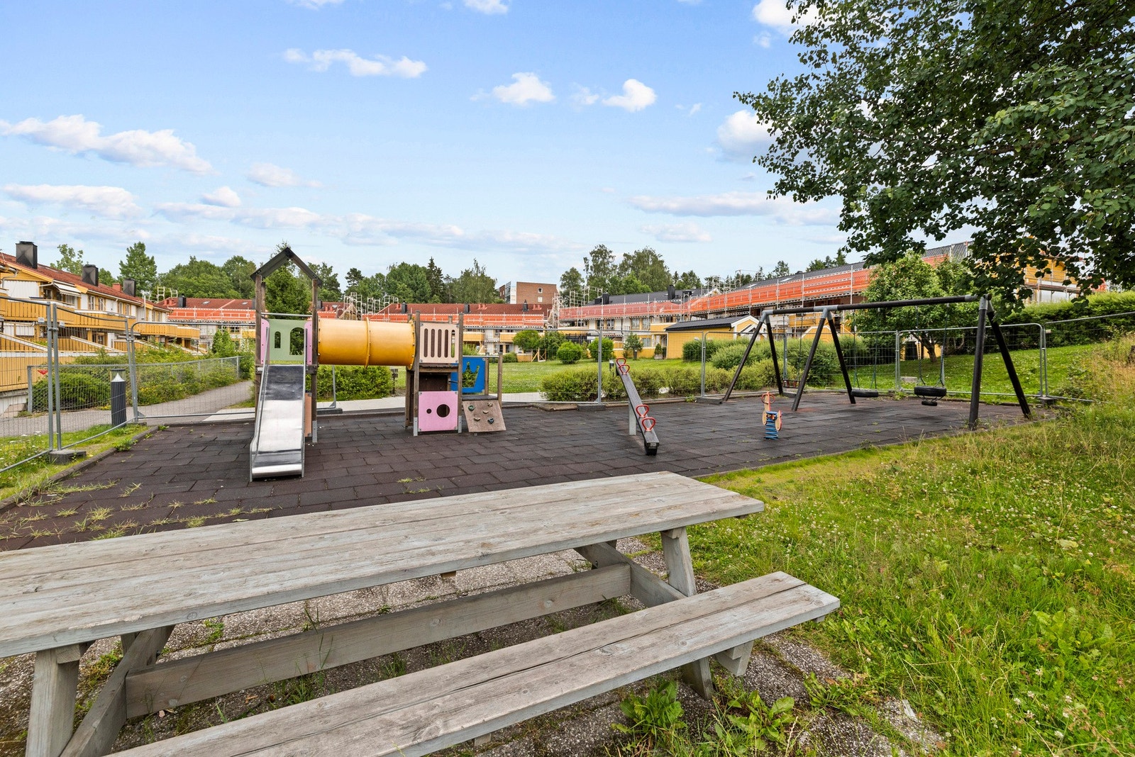 Til stor glede for de minste er det lekeplass Galleribilde