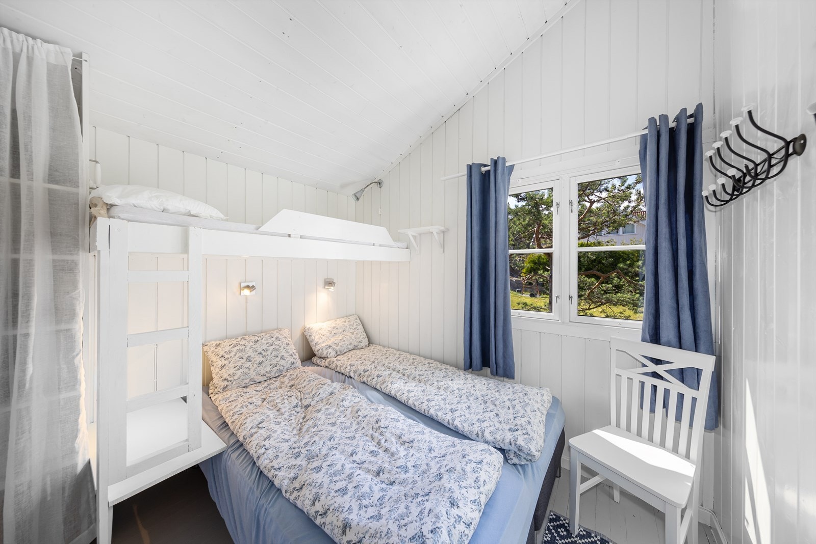 Hytta inneholder to soverom. Galleribilde