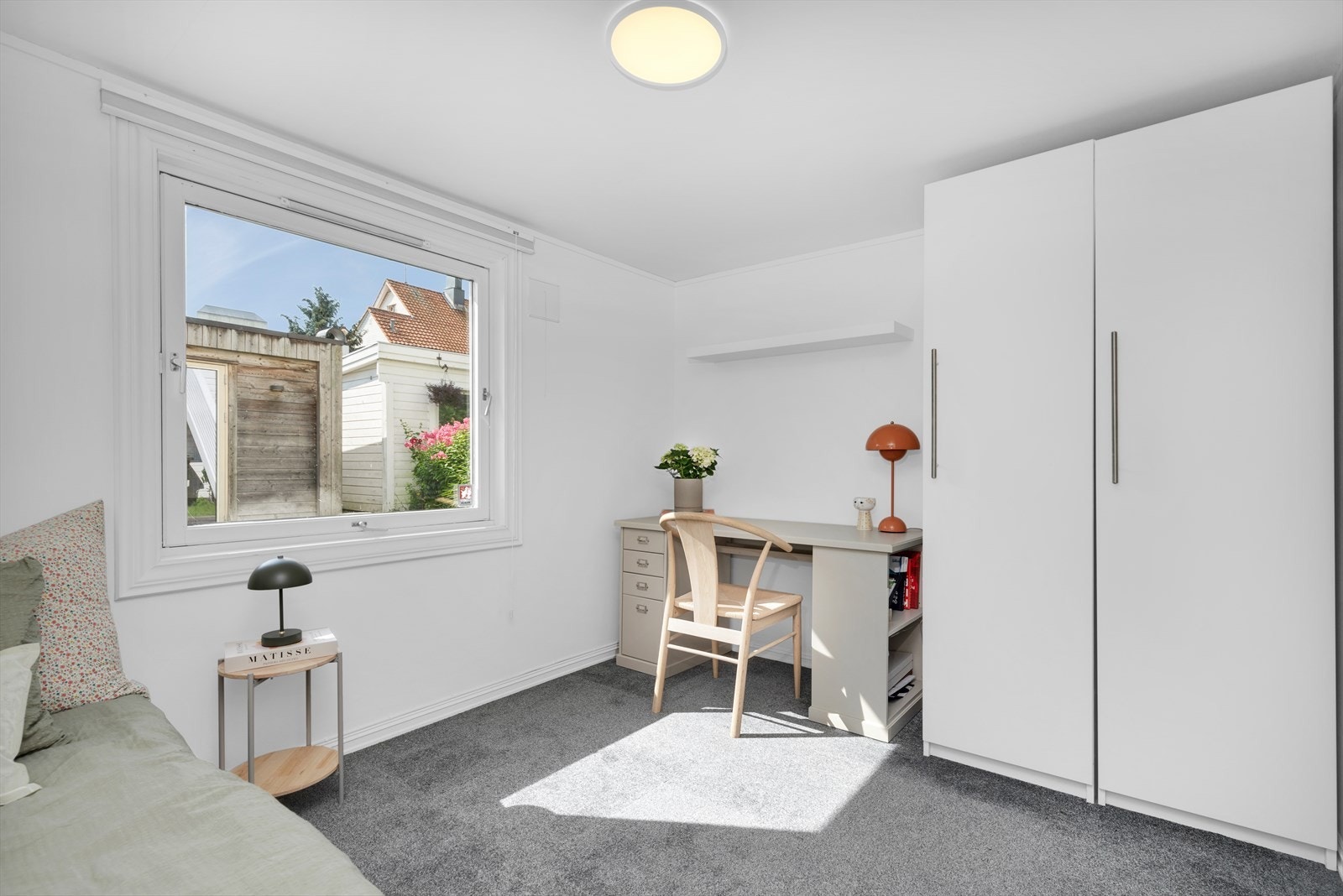Soverom 3 - egner seg også godt til stue nr. 2 eller kontor Galleribilde