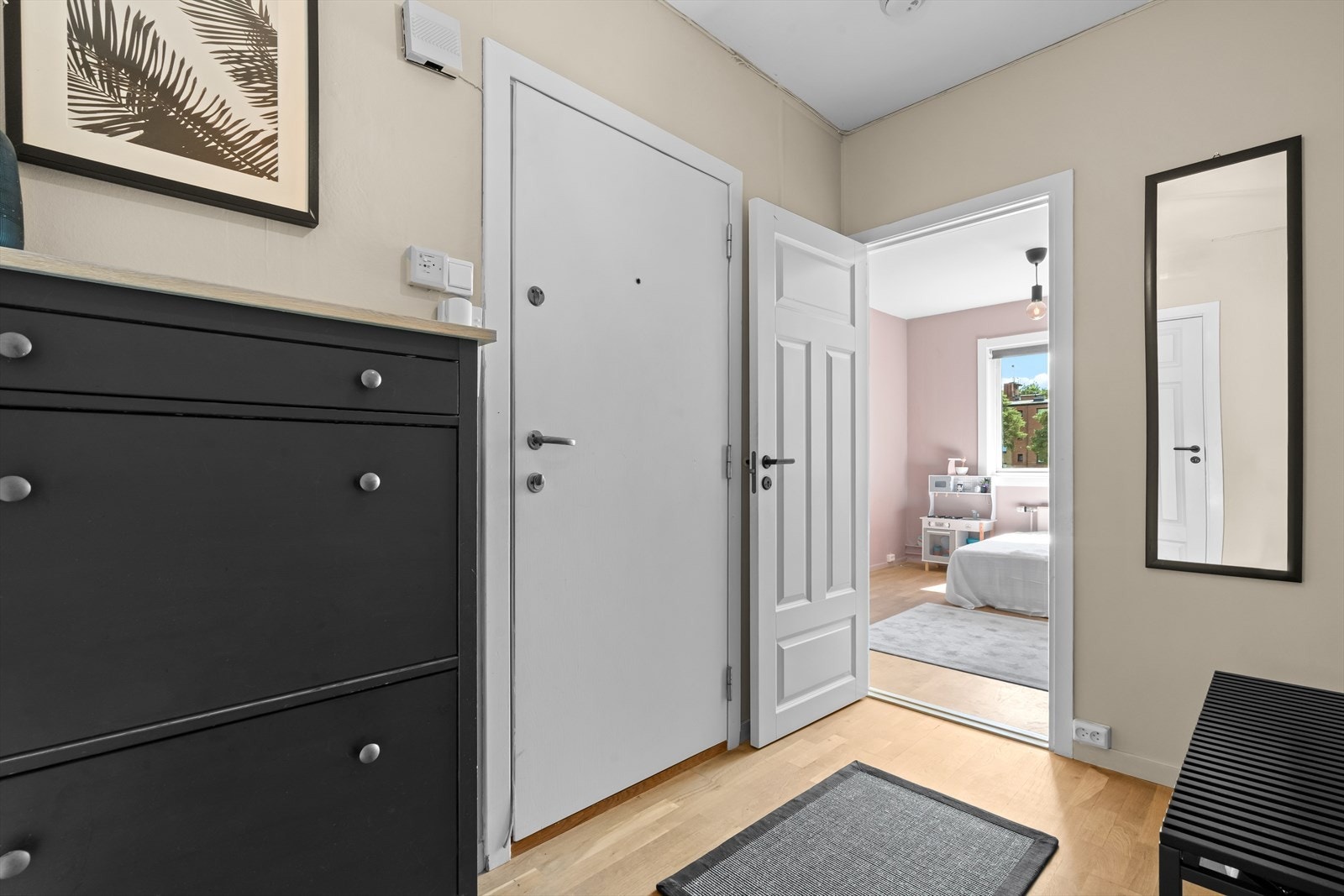 Leiligheten er tilknyttet felles callinganlegg. Galleribilde