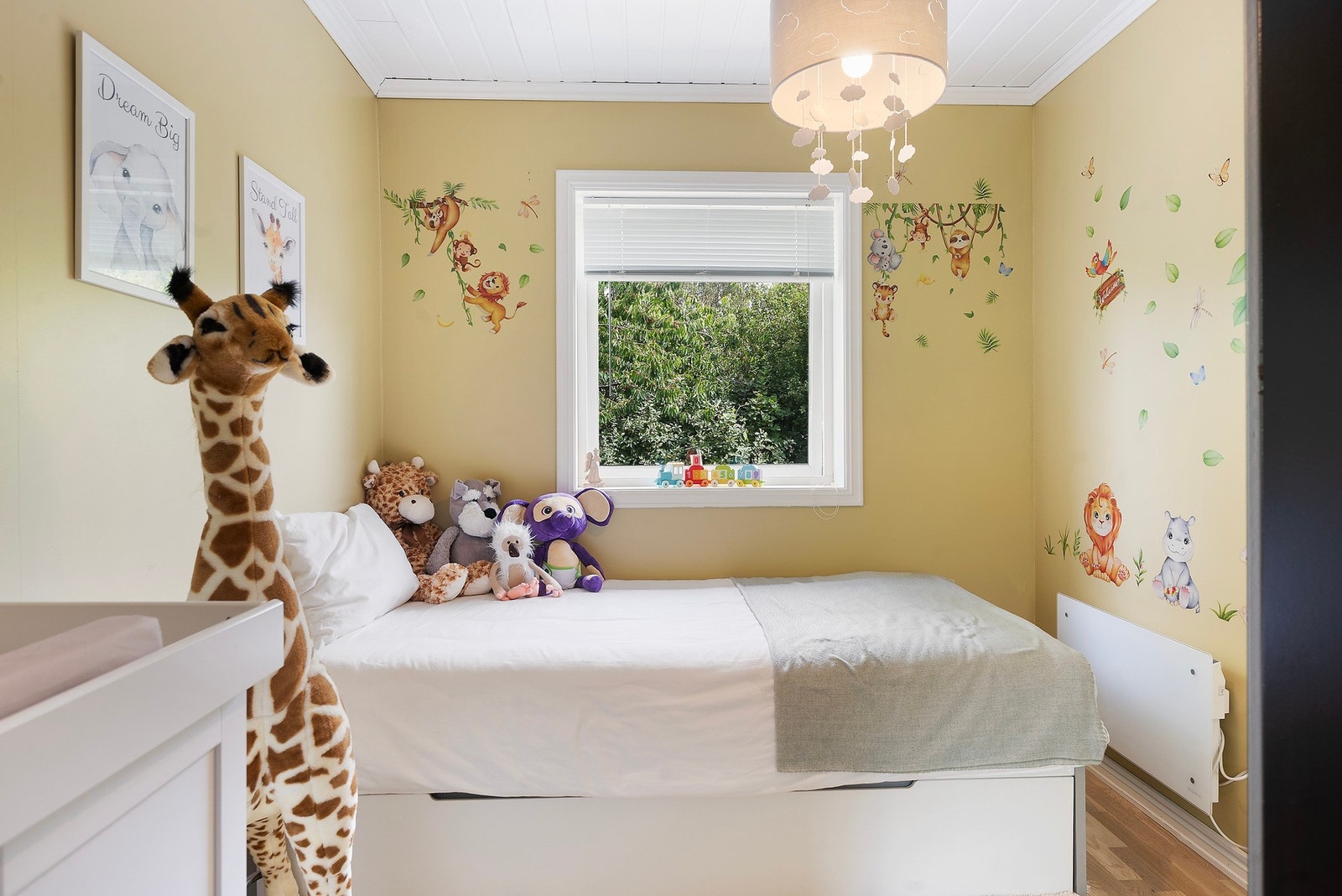 Soverom 2 - perfekt for yngre barn eller ungdom. Galleribilde