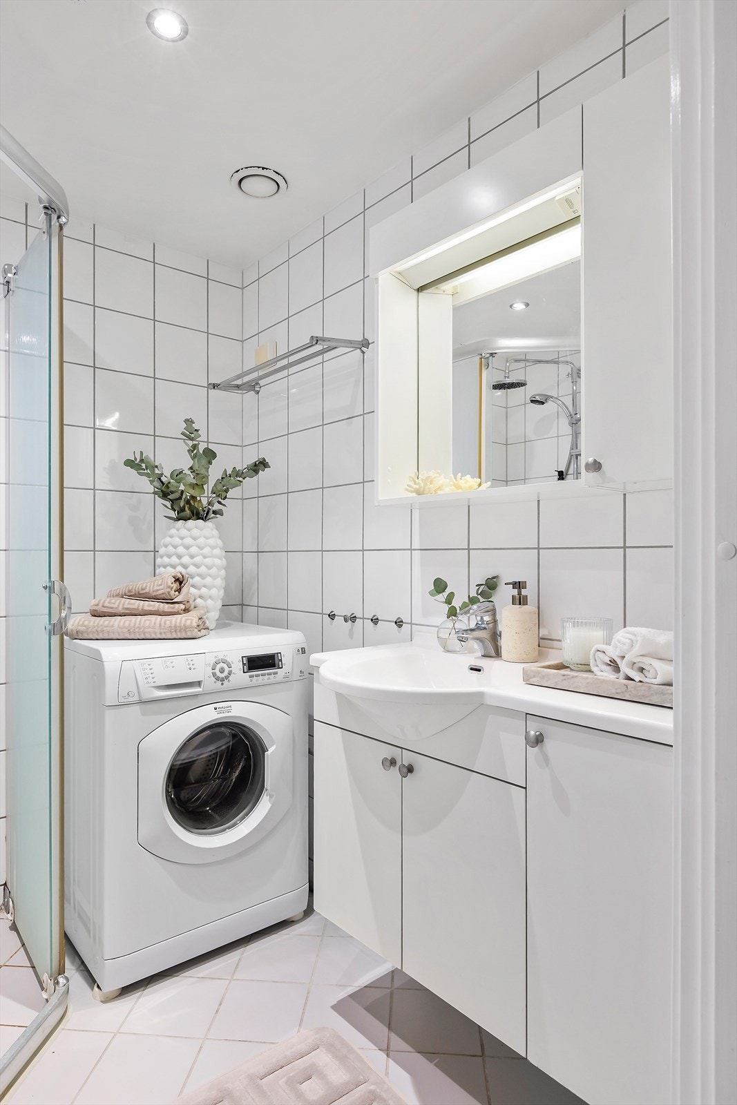 Adkomst til badet fra entrèen Galleribilde