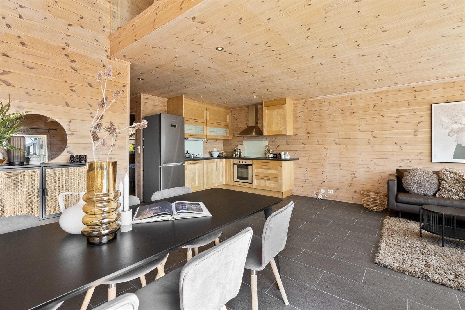 Oppholdsrommet kan enkelt innredes etter egne preferanser. Galleribilde