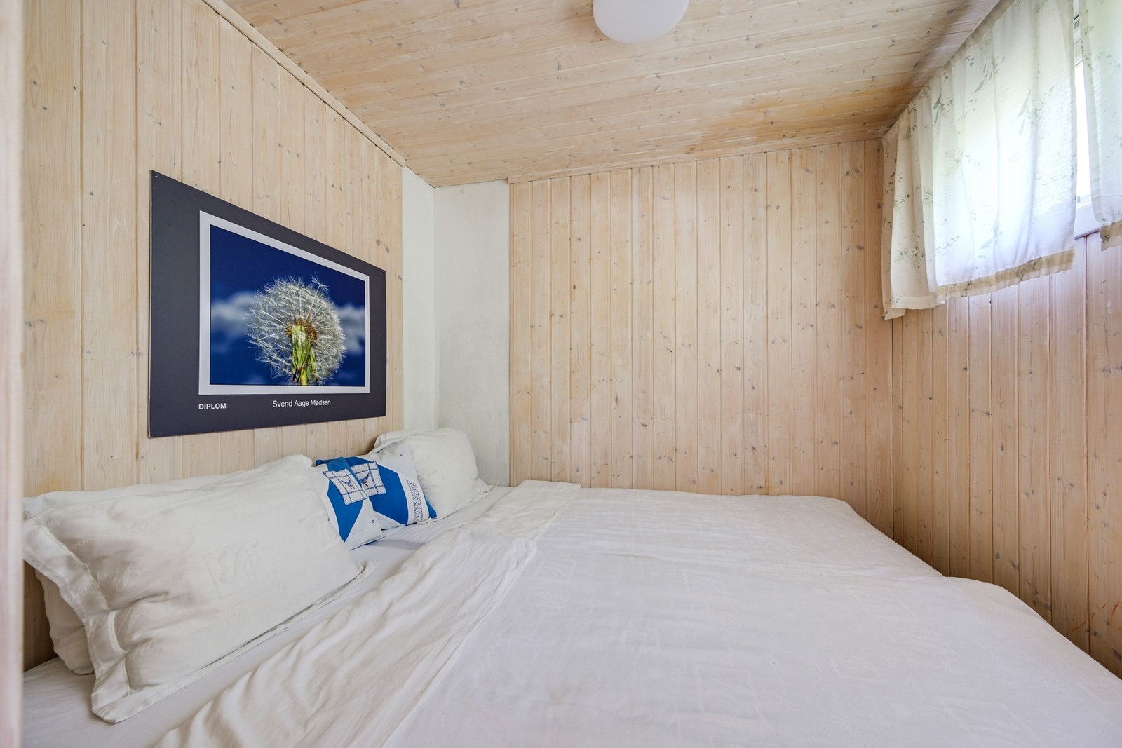 Det er to soverom i den nye hytta Galleribilde