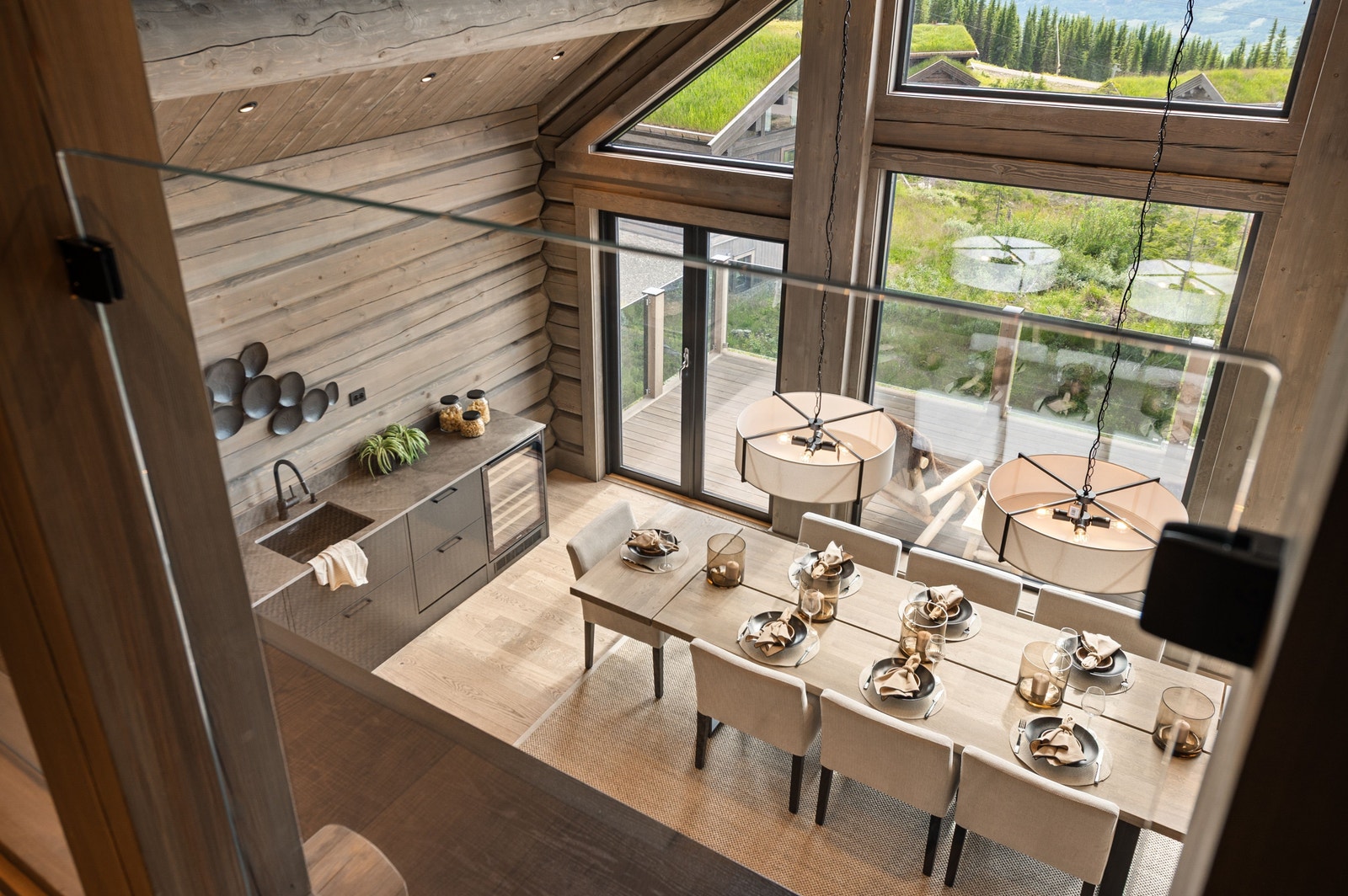 Spiseplassen sett fra hems Galleribilde