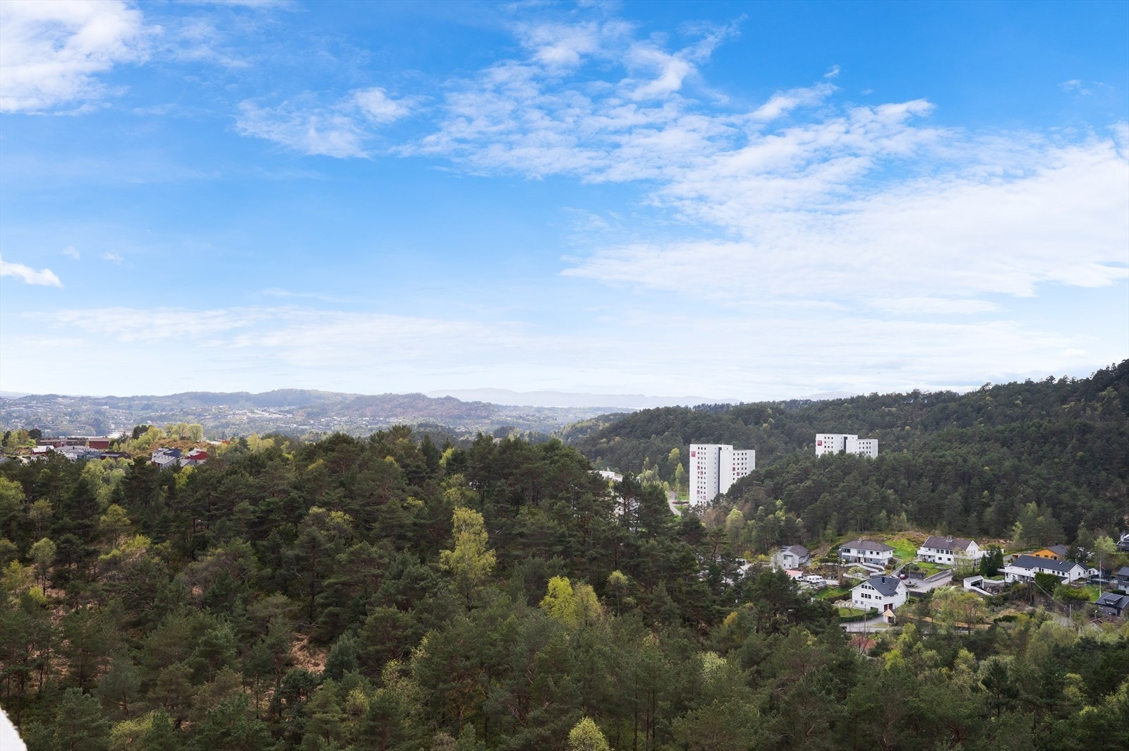 Herfra ser du over hele Fyllingsdalen Galleribilde