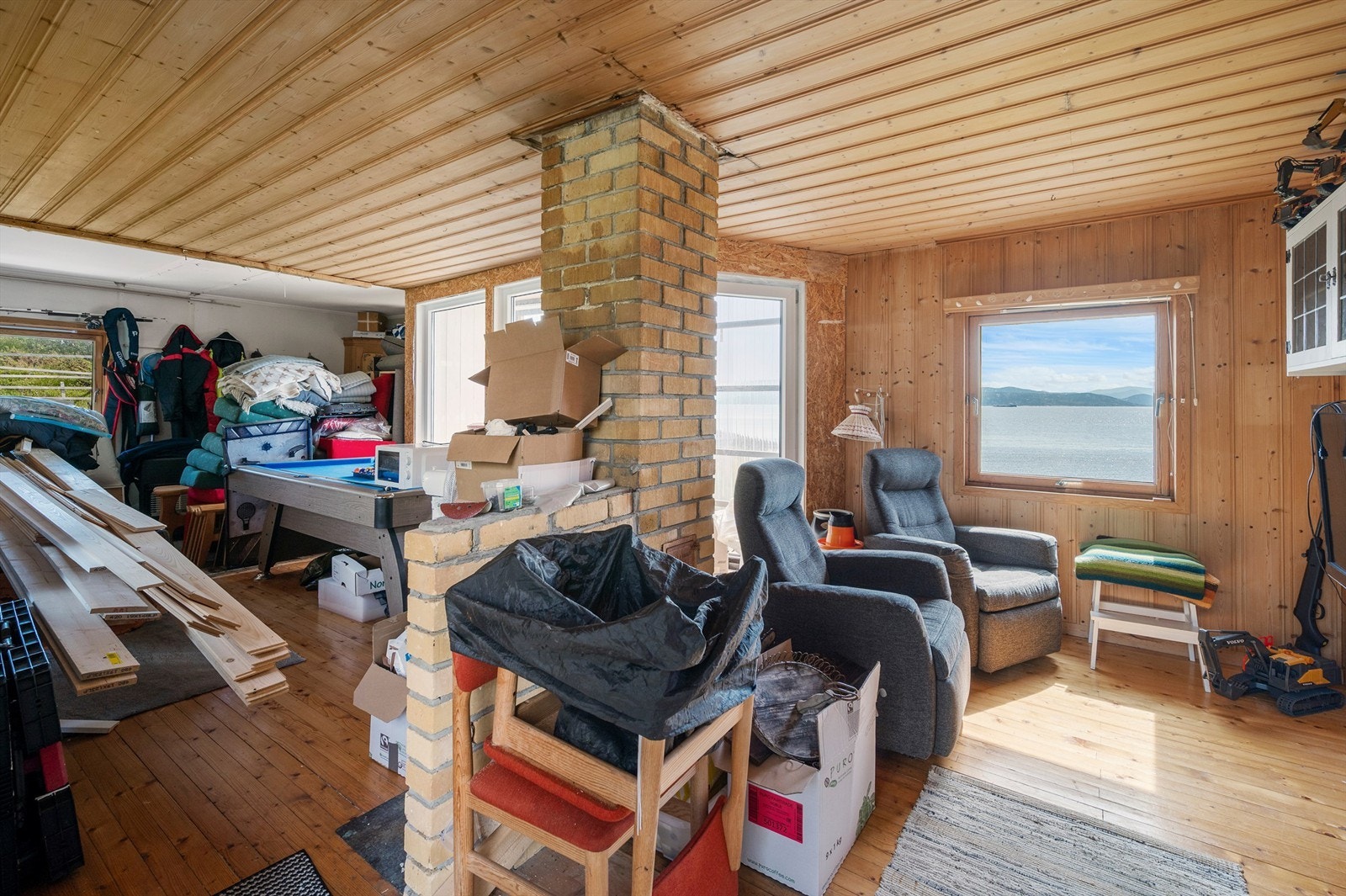 Hytte nummer to benyttes i dag til oppbevaring. Galleribilde