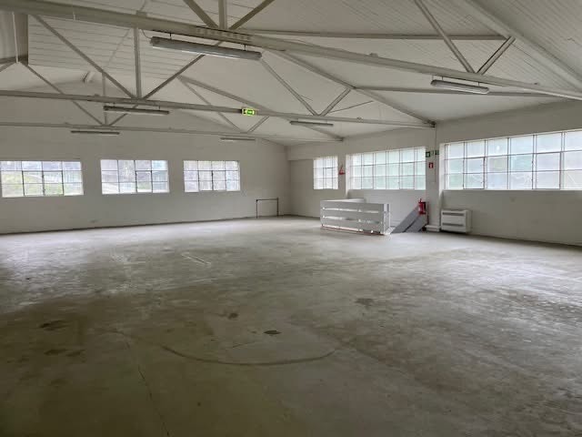 Inngang 2 + 22, 758 kvm med heis adkomst, lager / produksjonslokale. Galleribilde