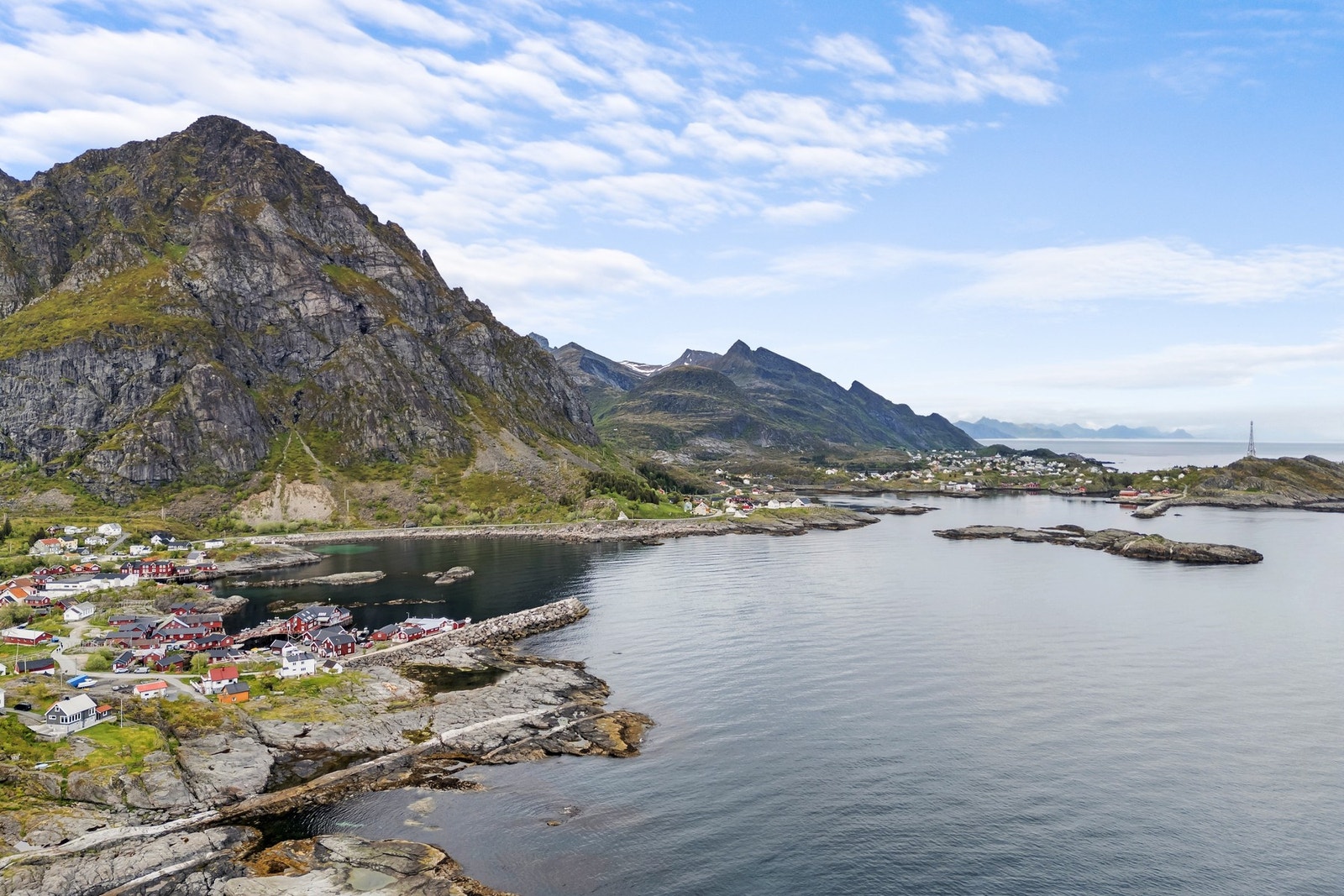 Drone av Å mot Moskenes. Galleribilde