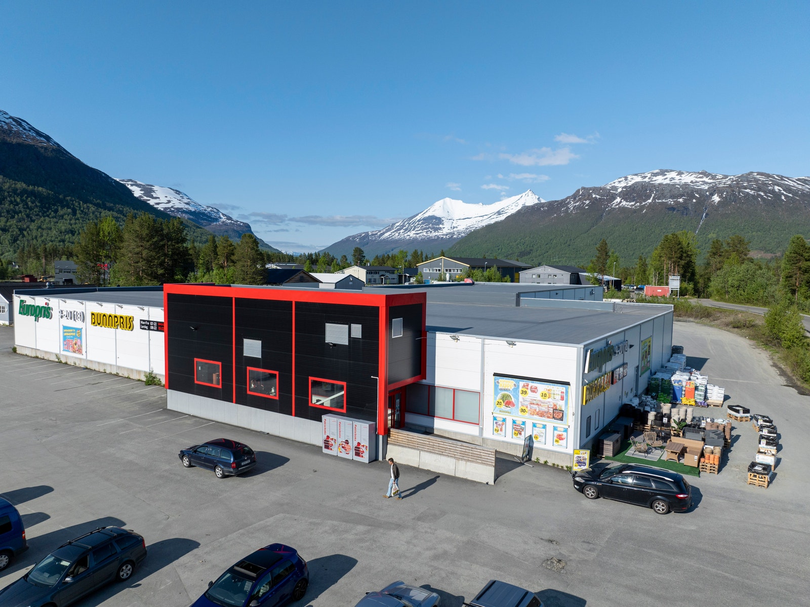 Fasade mot E6 Galleribilde