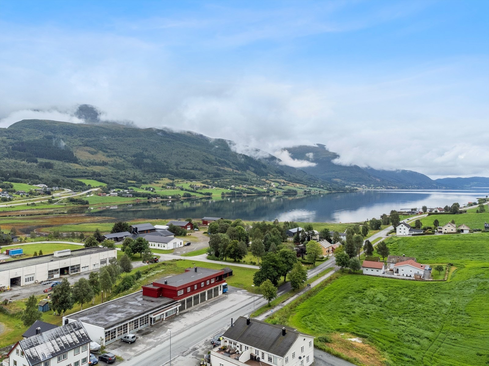 Dronefoto Galleribilde