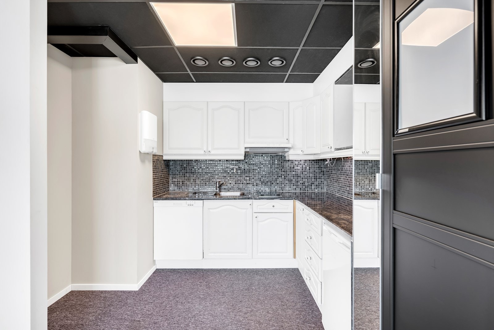 Stort kjøkken Galleribilde