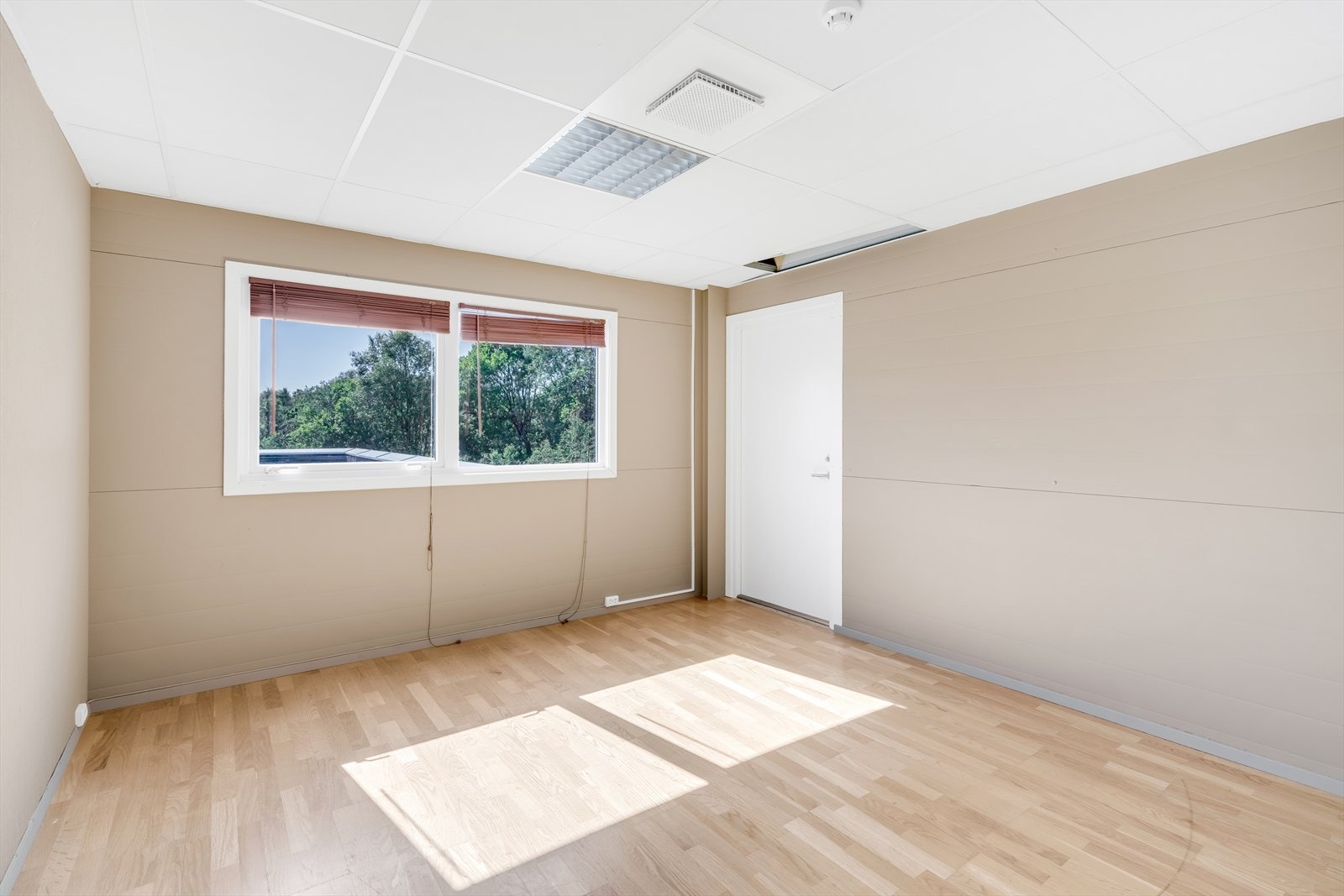 Møterom eller stort kontor Galleribilde