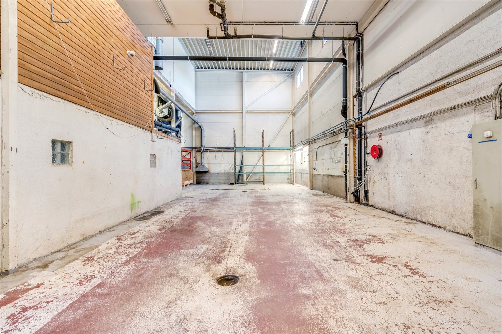 Ca 12 meter takhøyde i deler av verkstedet Galleribilde